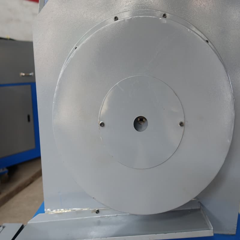 Máquina de encogimiento especial de tubo de calentamiento de canal caliente Máquina de densificación y conformación de precisión de tubo elíptico rectangular cuadrado tipo martillo